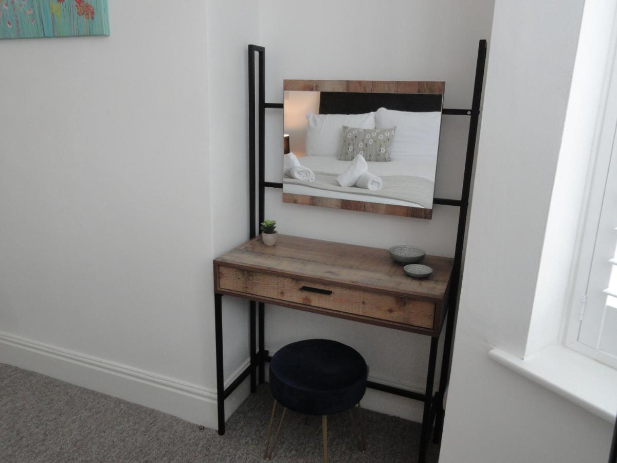Victoria House - 3 Bedrooms, 3 Bathrooms By Cliftonvalley Apartments 브리스틀 외부 사진